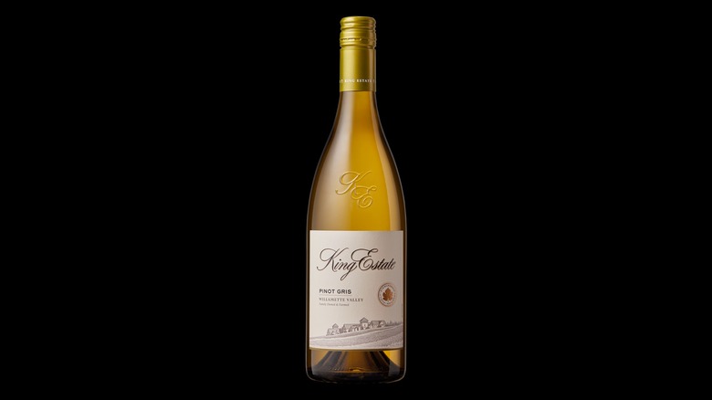 bottle of King Estate pinot gris