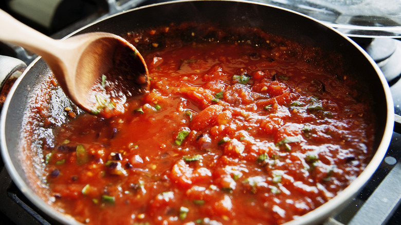 pot of tomato sauce