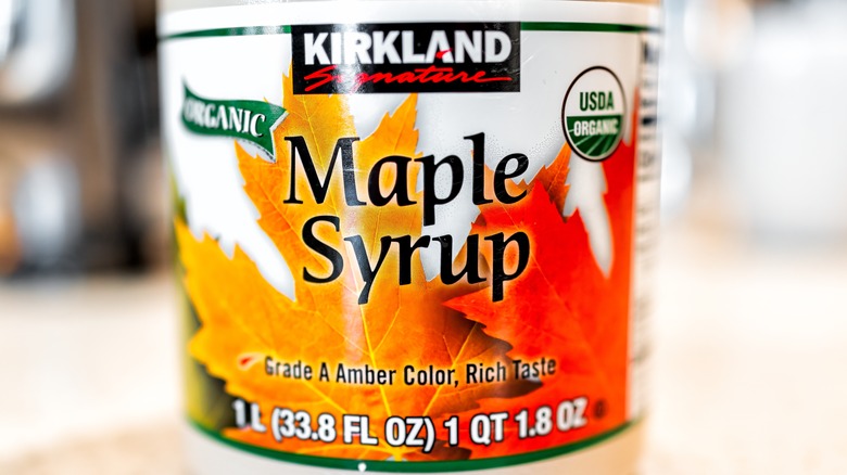 close up label of Costco's maple syrup