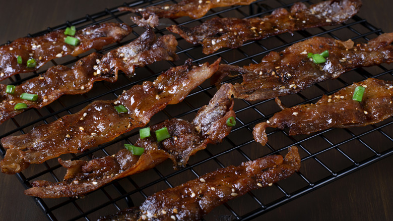 candied bacon with green onions
