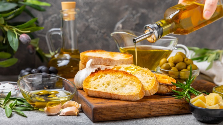 olive oil with bruschetta