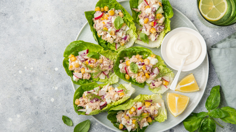 tuna salad in lettuce wraps