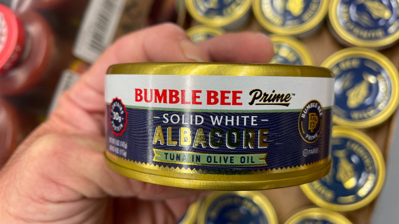 solid white albacore tuna can