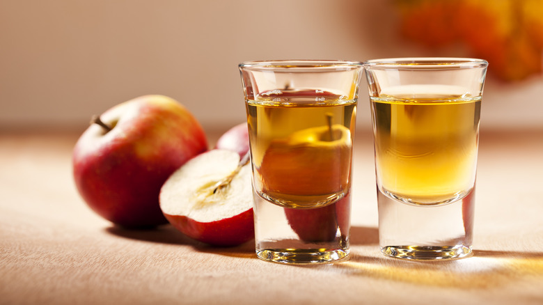 Apples with aged spirit shots