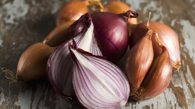 Shallots cut open