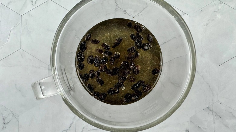 fermented black beans in water