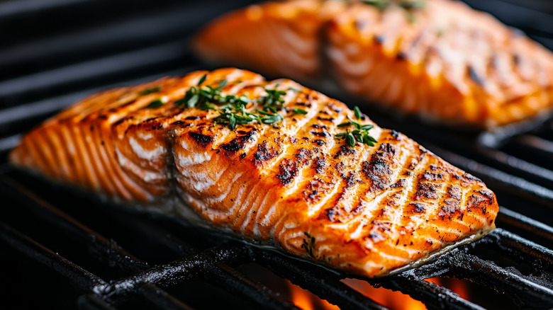 Close up of a grilled salmon filet on a grill