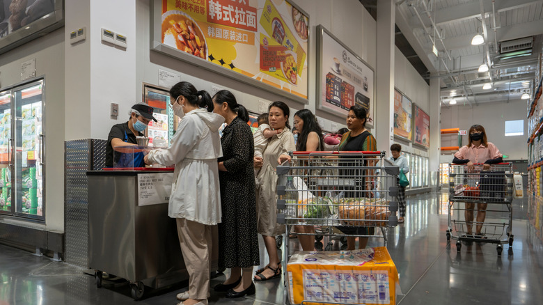 Costco warehouse located in China