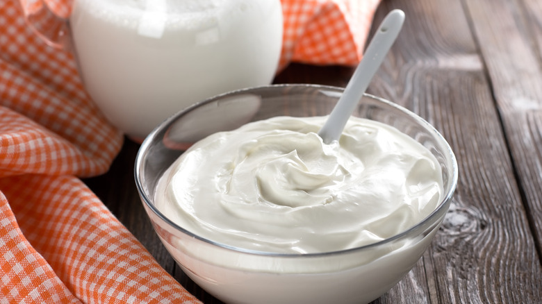 bowl of sour cream