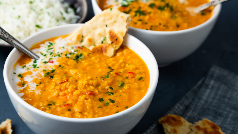 Dal wtih coconut milk and naan