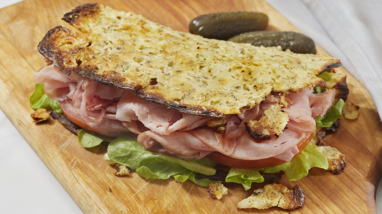 Cottage cheese flatbread sandwich