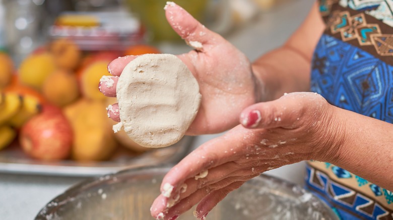 Making tortillas without a masa press