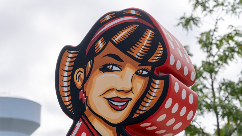 Betty Crocker statue at the Minnesota State Fair