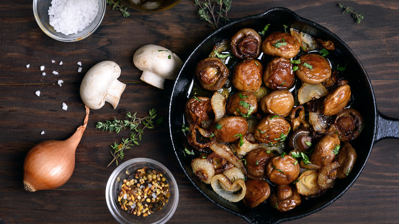 Pan full of mushrooms