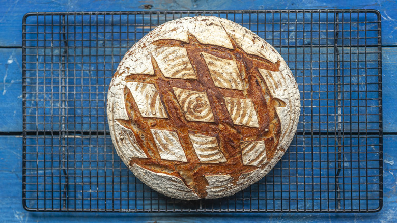 Sourdough loaf with crisscross pattern