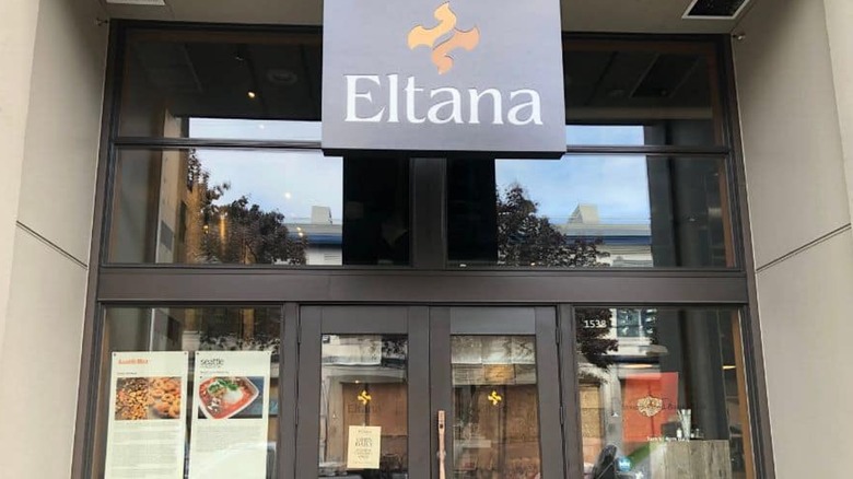 Eltana Bagels cafe storefront