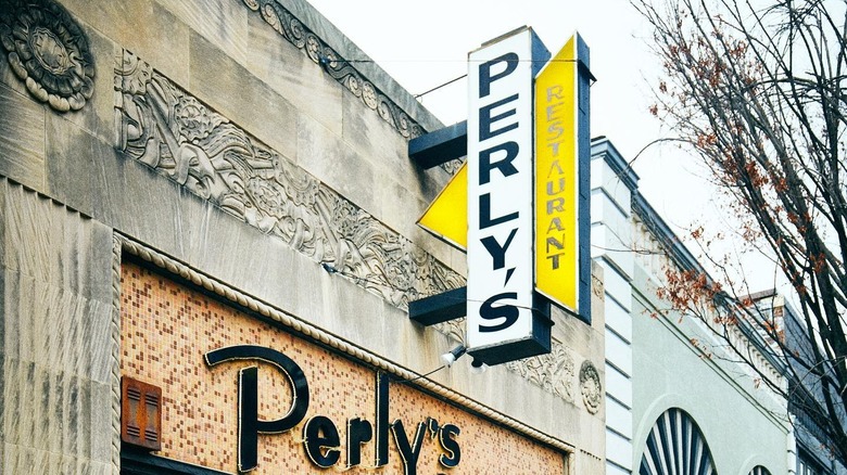 Perly's Restaurant & Delicatessen