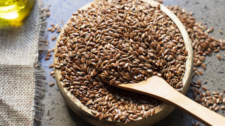 bowl of flax seeds