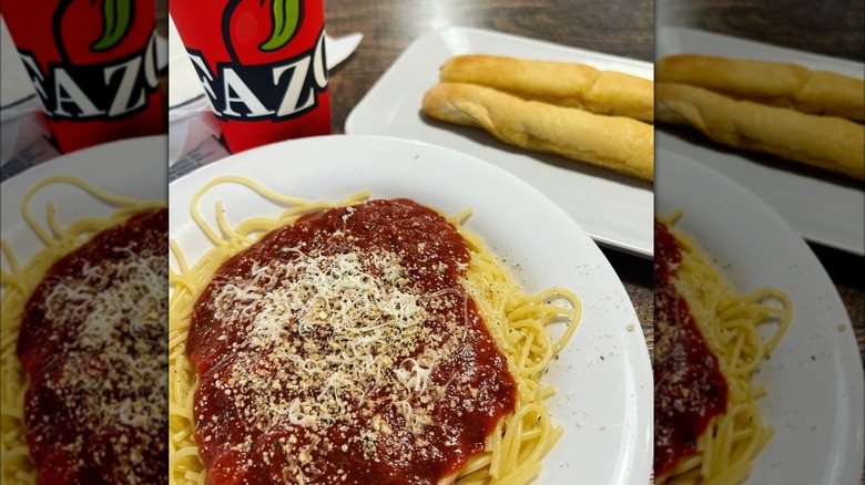 Fazoli's spaghetti and breadsticks