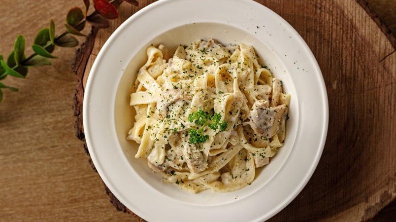 Creamy mushroom fettuccini pasta