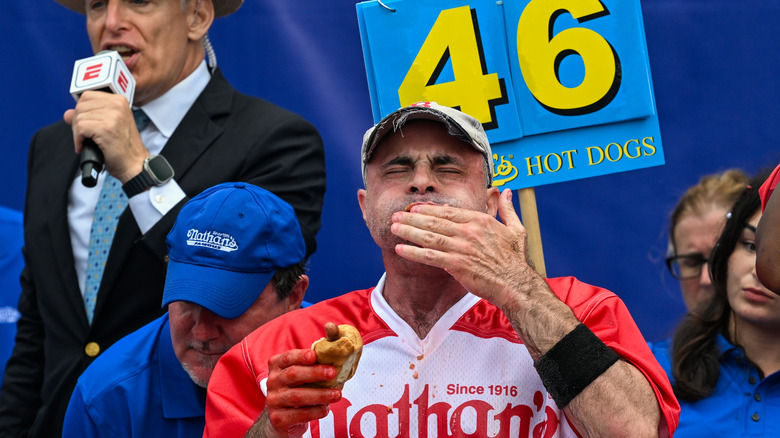 Geoffrey Esper at Nathan's Hot Dog Eating Contest