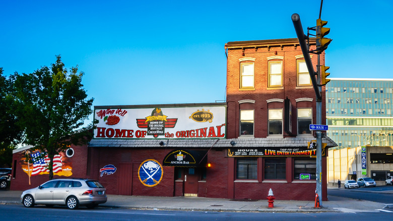 Exterior of Anchor Bar in Buffalo, New York