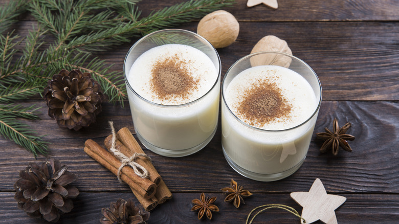 Eggnog with cinnamon powder