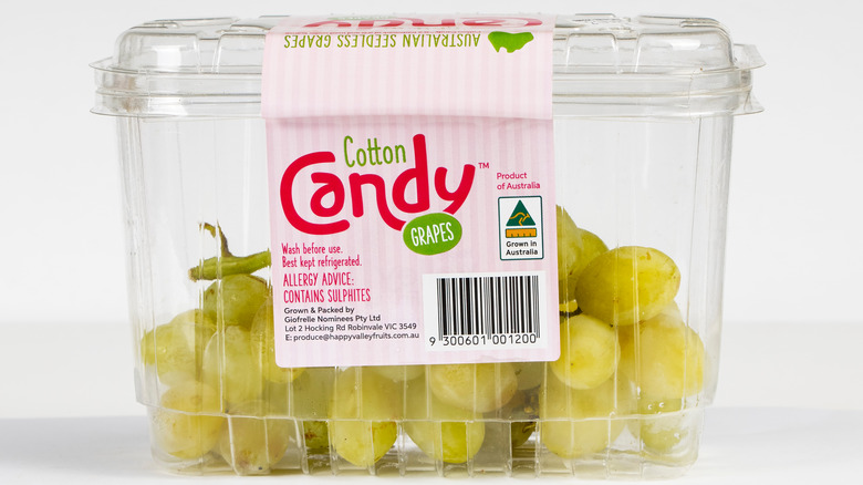 cotton candy grapes container