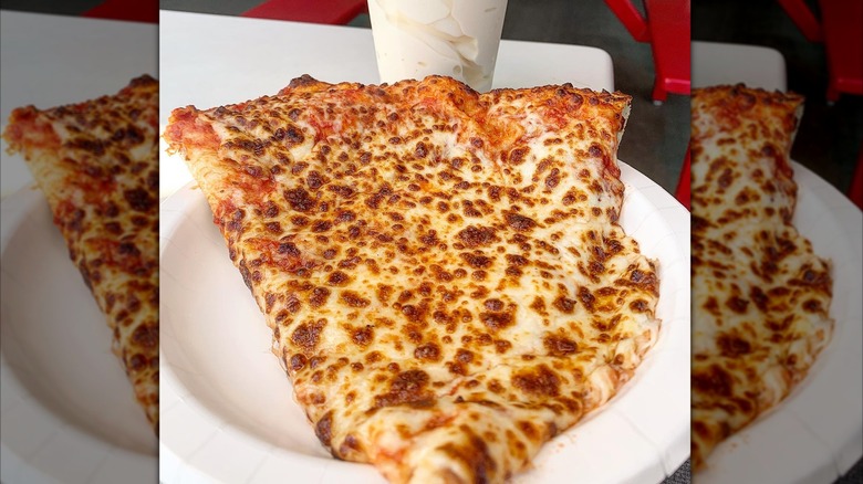 Costco cheese pizza slice