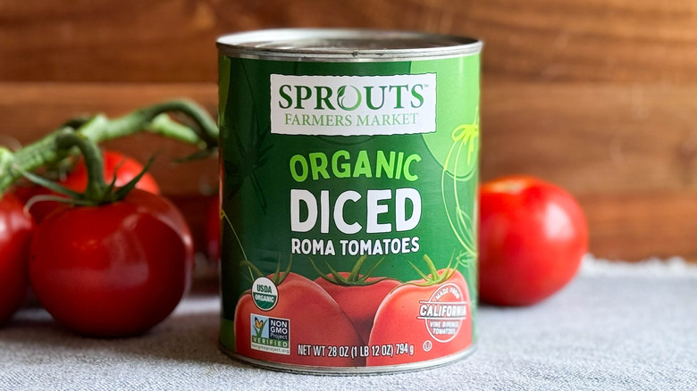 can of sprout's organic diced tomatoes