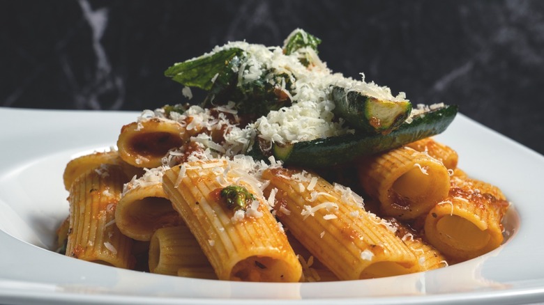 Pasta with grilled zucchini and parmesan