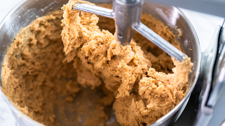 Mixing cookie dough with a stand mixer