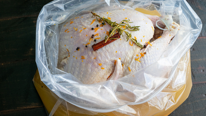 Wet brining a turkey in a plastic bag